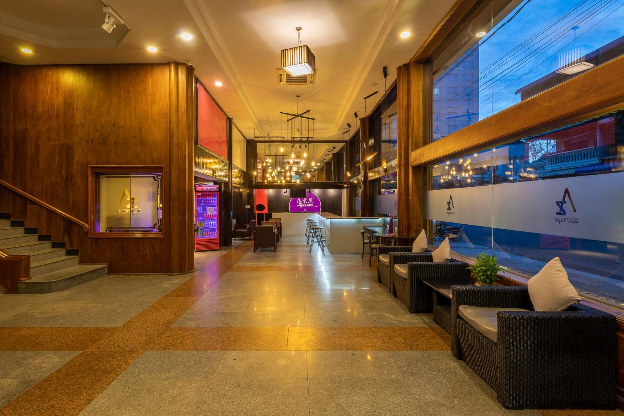 Azumaya Hotel Phnom Penh Exterior photo